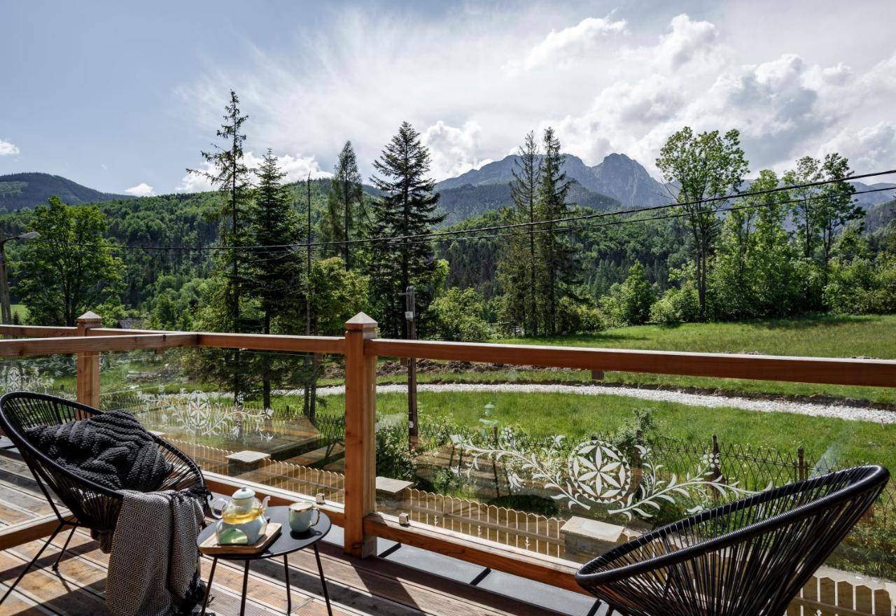 Biala Owca Bed & Breakfast Zakopane Ngoại thất bức ảnh View of the High Tatras from the hotel