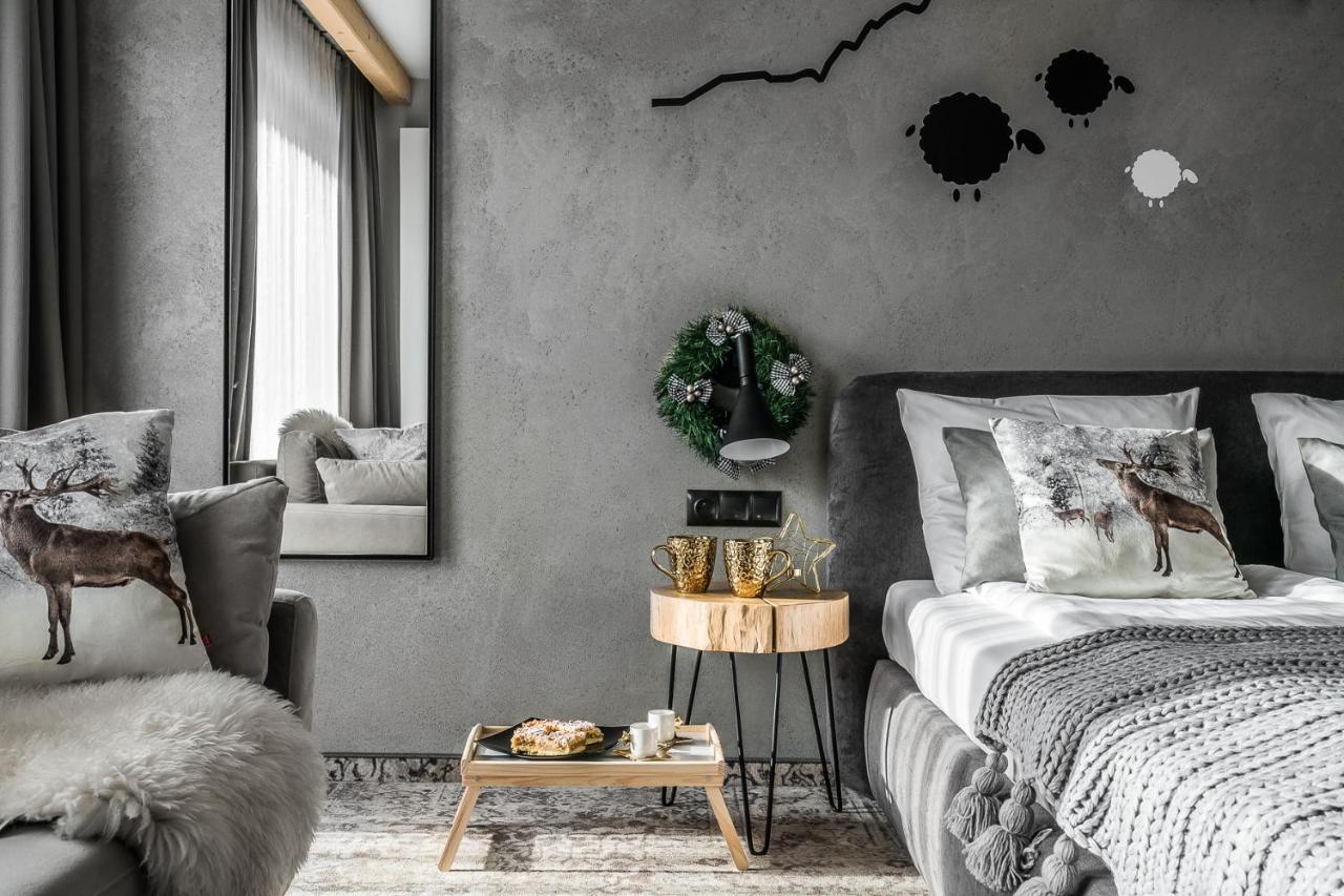 Biala Owca Bed & Breakfast Zakopane Ngoại thất bức ảnh 3D rendering of a bedroom